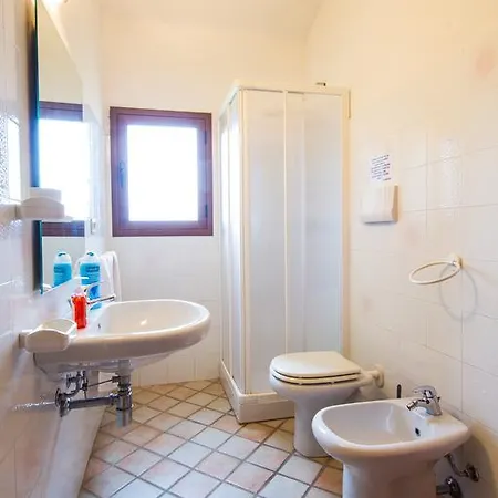 Iris Houses San Teodoro  Room photo