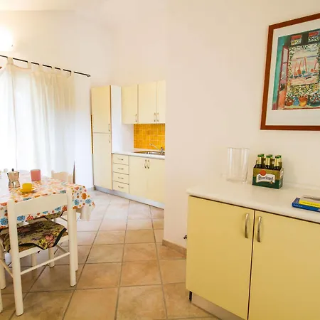 Iris Houses San Teodoro  Exterior photo